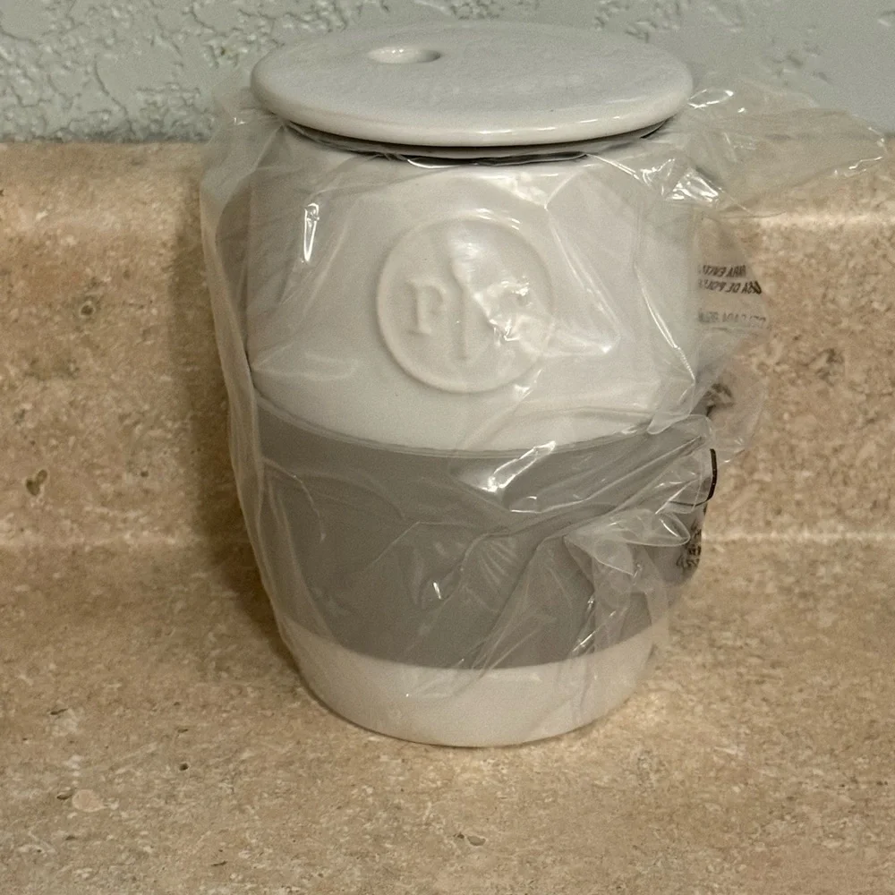 Pampered Chef Ceramic Egg Cooker NWT